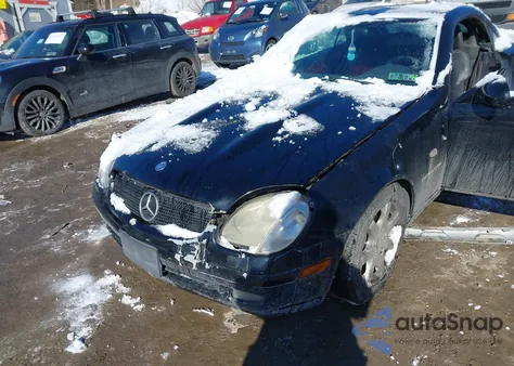 1999 Mercedes-Benz Slk 230 Kompressor z USA, uszkodzony, nr VIN WDBKK47F1XF096778